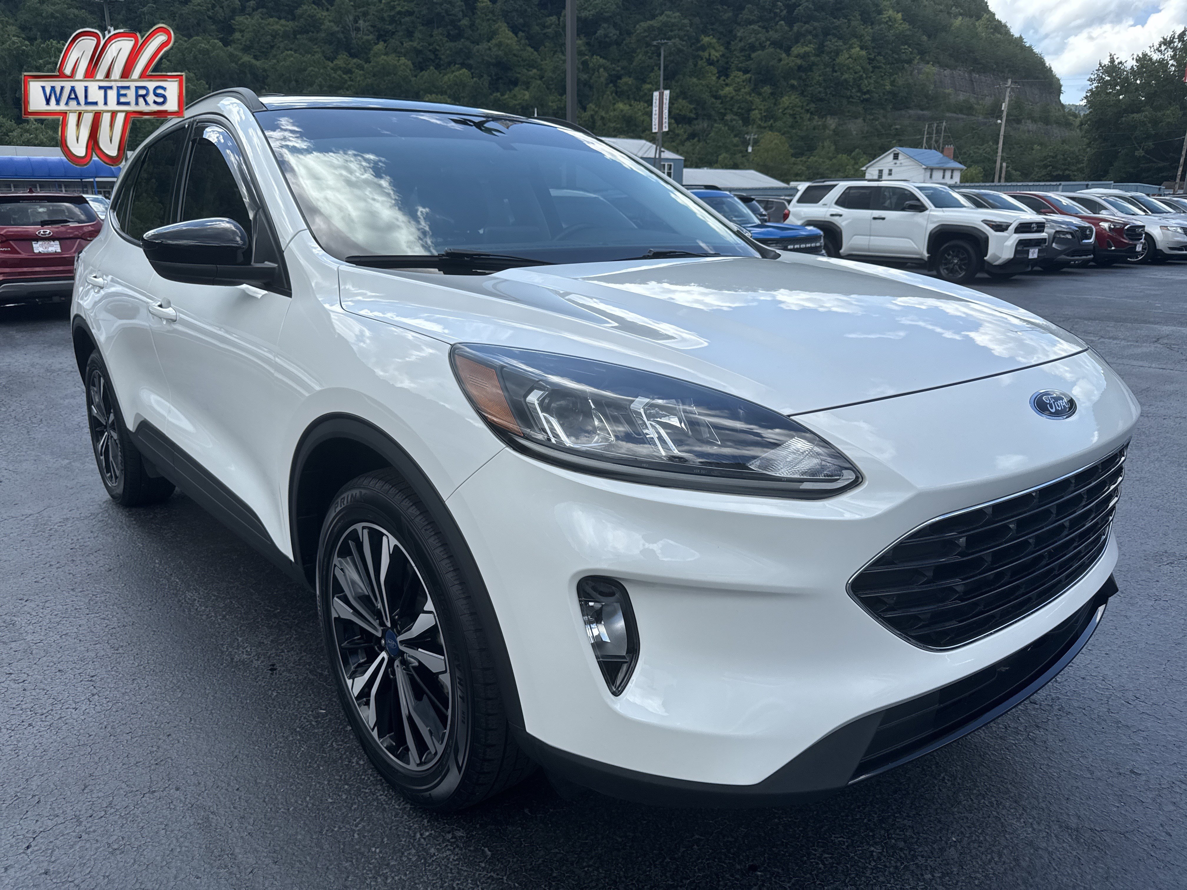 Used 2022 Ford Escape SEL w/ SEL Stealth AWD Package