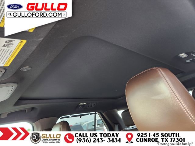 Used 2023 Ford Explorer King Ranch w/ Technology Package image 17