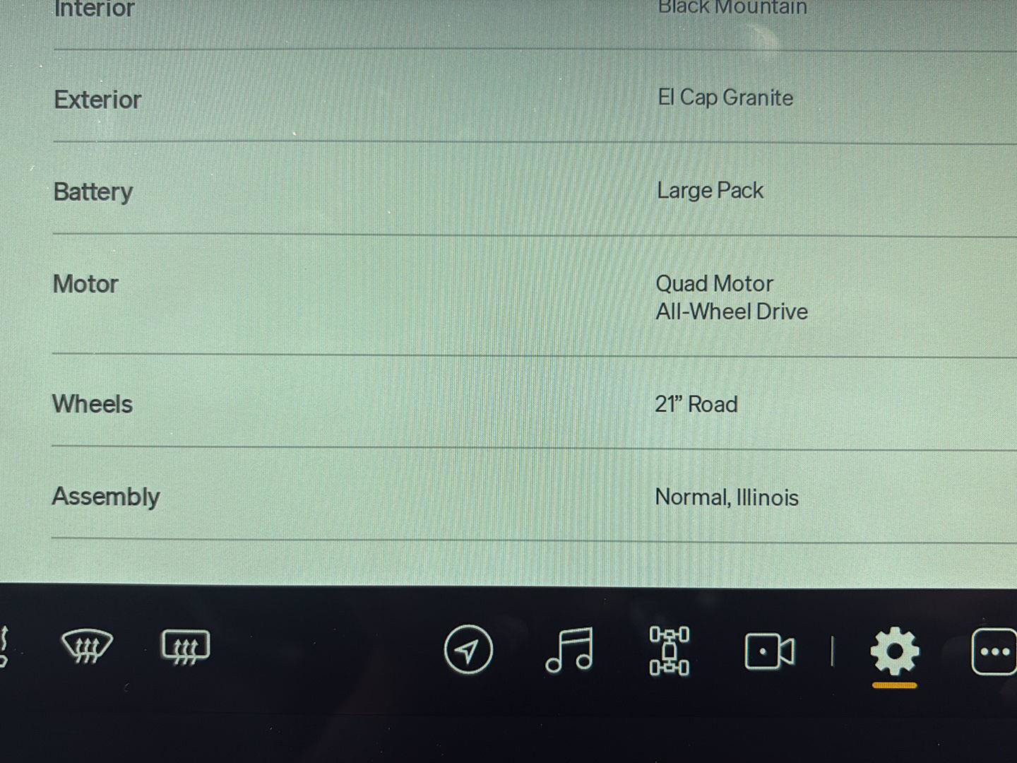 Used 2022 Rivian R1T Adventure AWD/4WD image 25