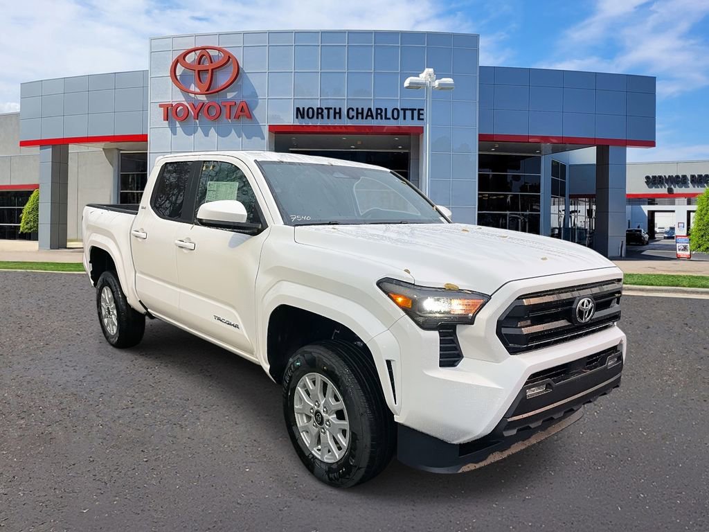 New 2025 Toyota Tacoma SR5