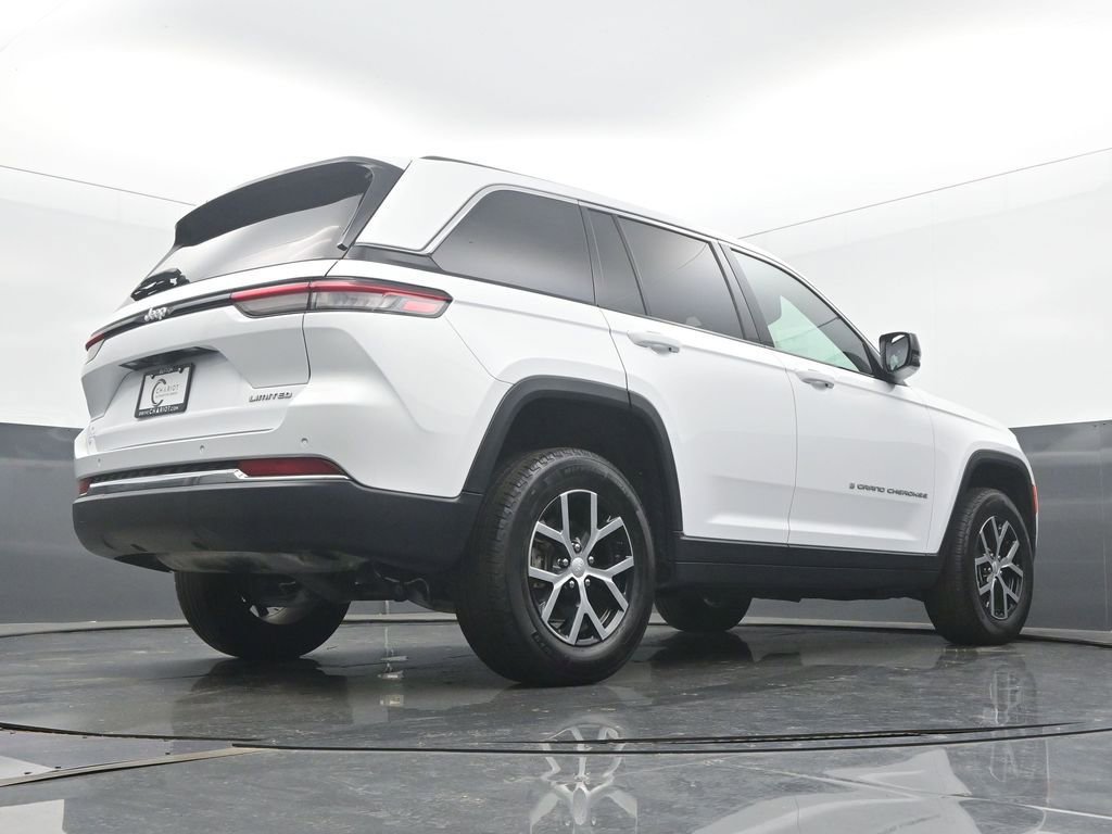 Used 2024 Jeep Grand Cherokee Limited image 51