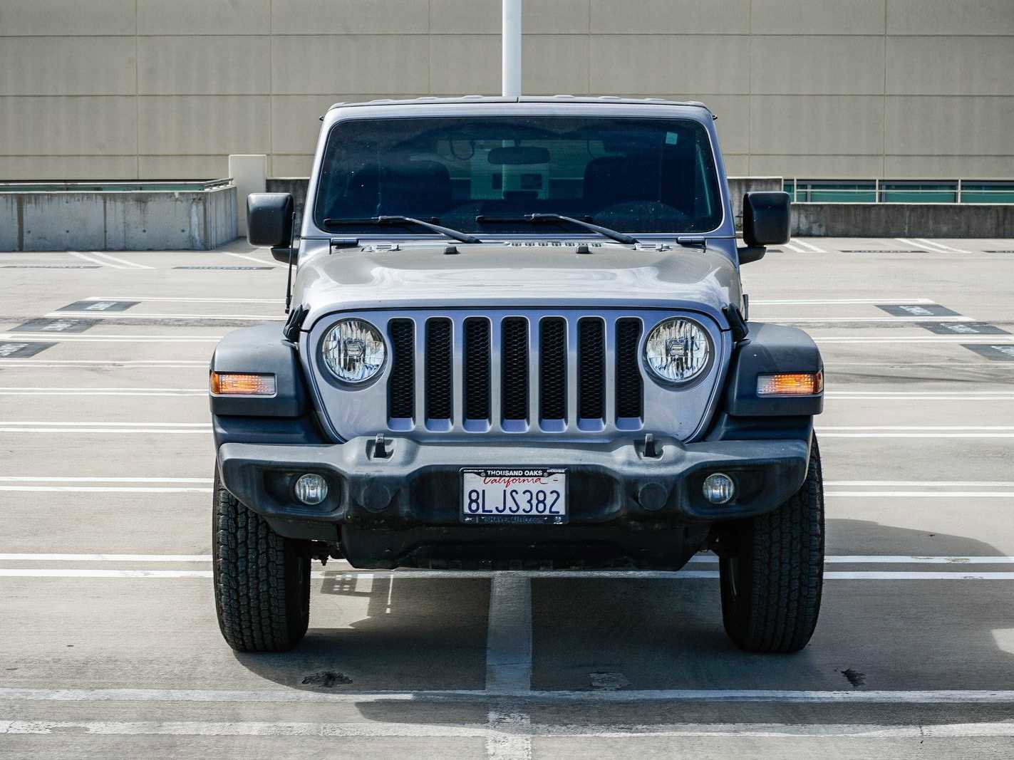 Used 2019 Jeep Wrangler Sport image 6