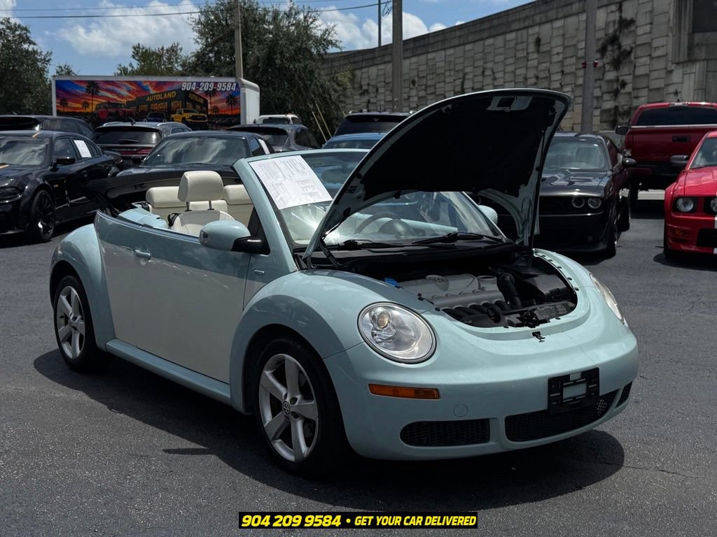Used 2010 Volkswagen Beetle Final Edition FWD image 29
