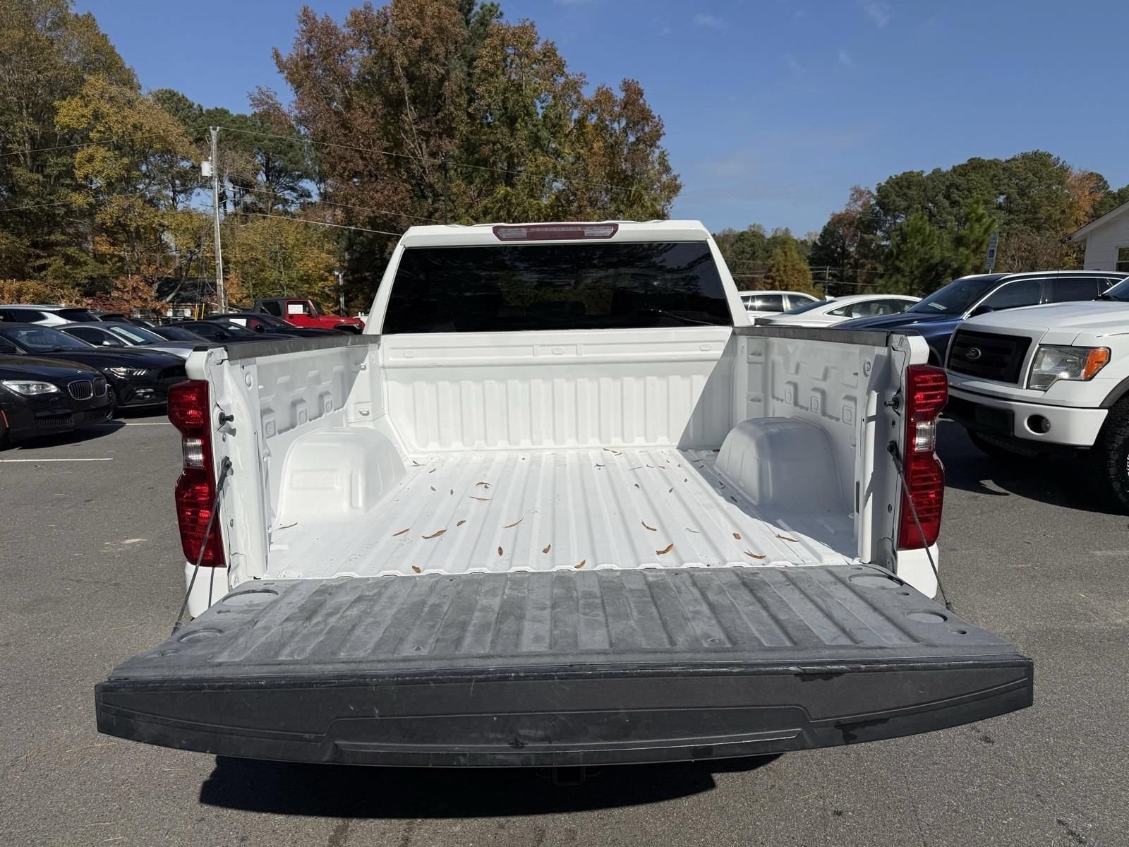 Used 2021 Chevrolet Silverado 1500 LT AWD/4WD image 14