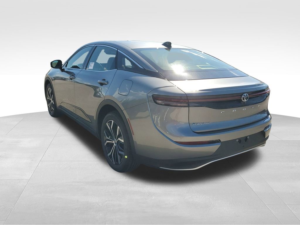 New 2026 Toyota Crown XLE image 7