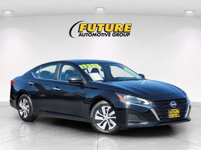 Certified 2024 Nissan Altima 2.5 S FWD image 1