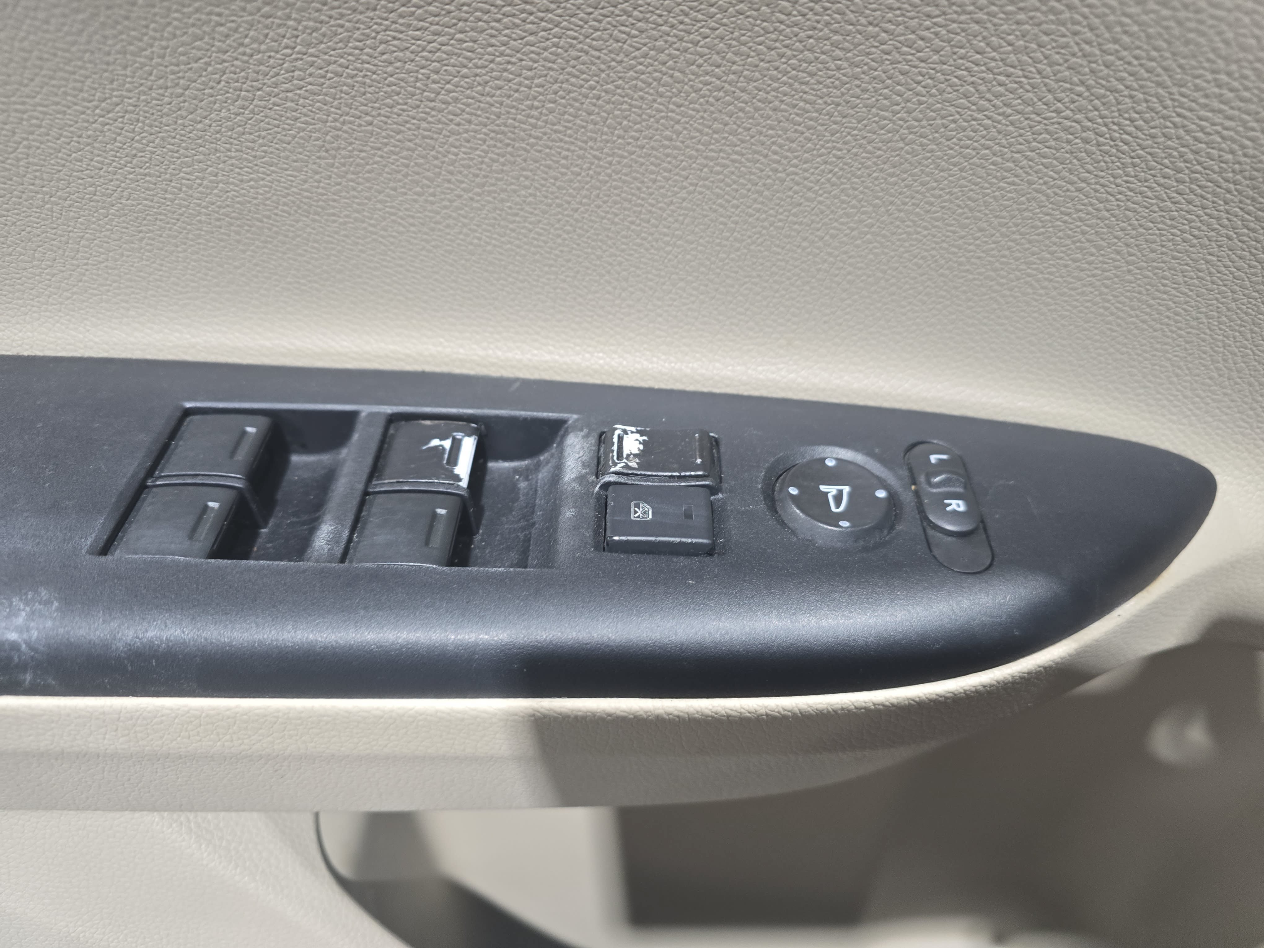 Used 2016 Honda Accord LX image 27