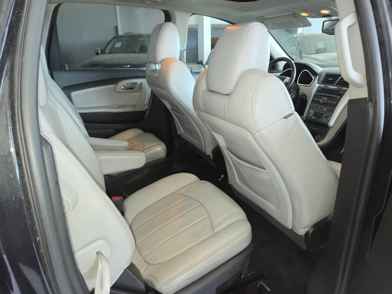 Used 2010 Chevrolet Traverse LTZ AWD/4WD image 26