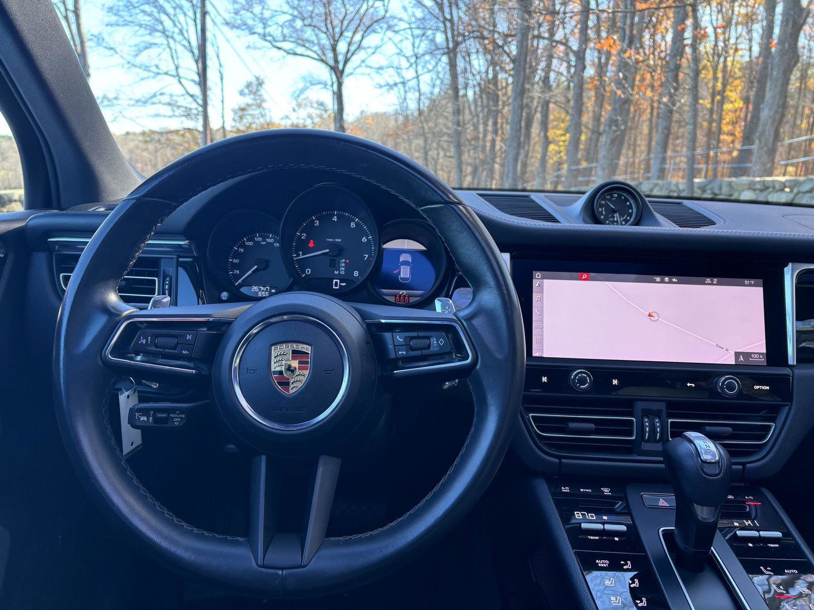 Used 2022 Porsche Macan Base w/ Premium Package Plus image 5