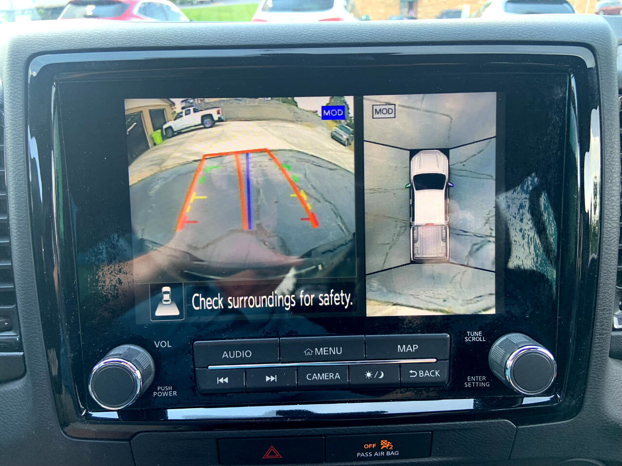 Used 2023 Nissan Frontier PRO-4X image 18