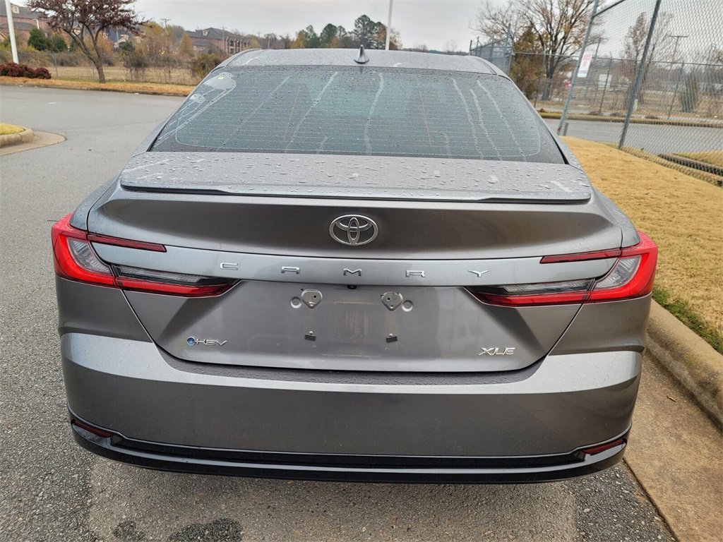 Used 2025 Toyota Camry XLE image 7