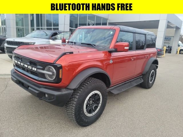 Used 2024 Ford Bronco Outer Banks w/ Sasquatch Package image 3