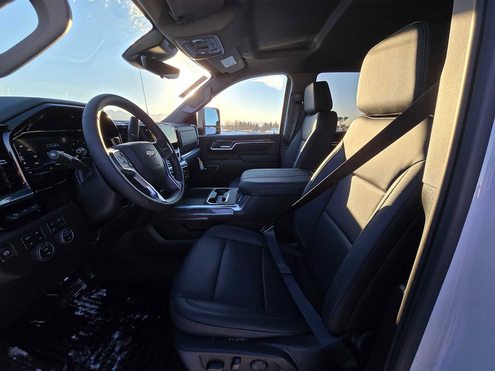 New 2025 Chevrolet Silverado 3500 LTZ w/ LTZ Premium Package image 19