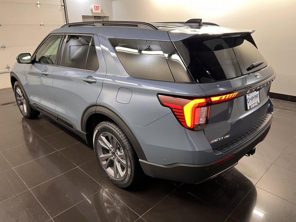 New 2026 Ford Explorer Active w/ Active Comfort Package image 5