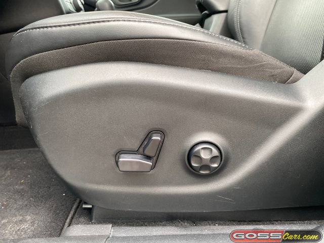 Used 2020 Jeep Cherokee Limited image 27