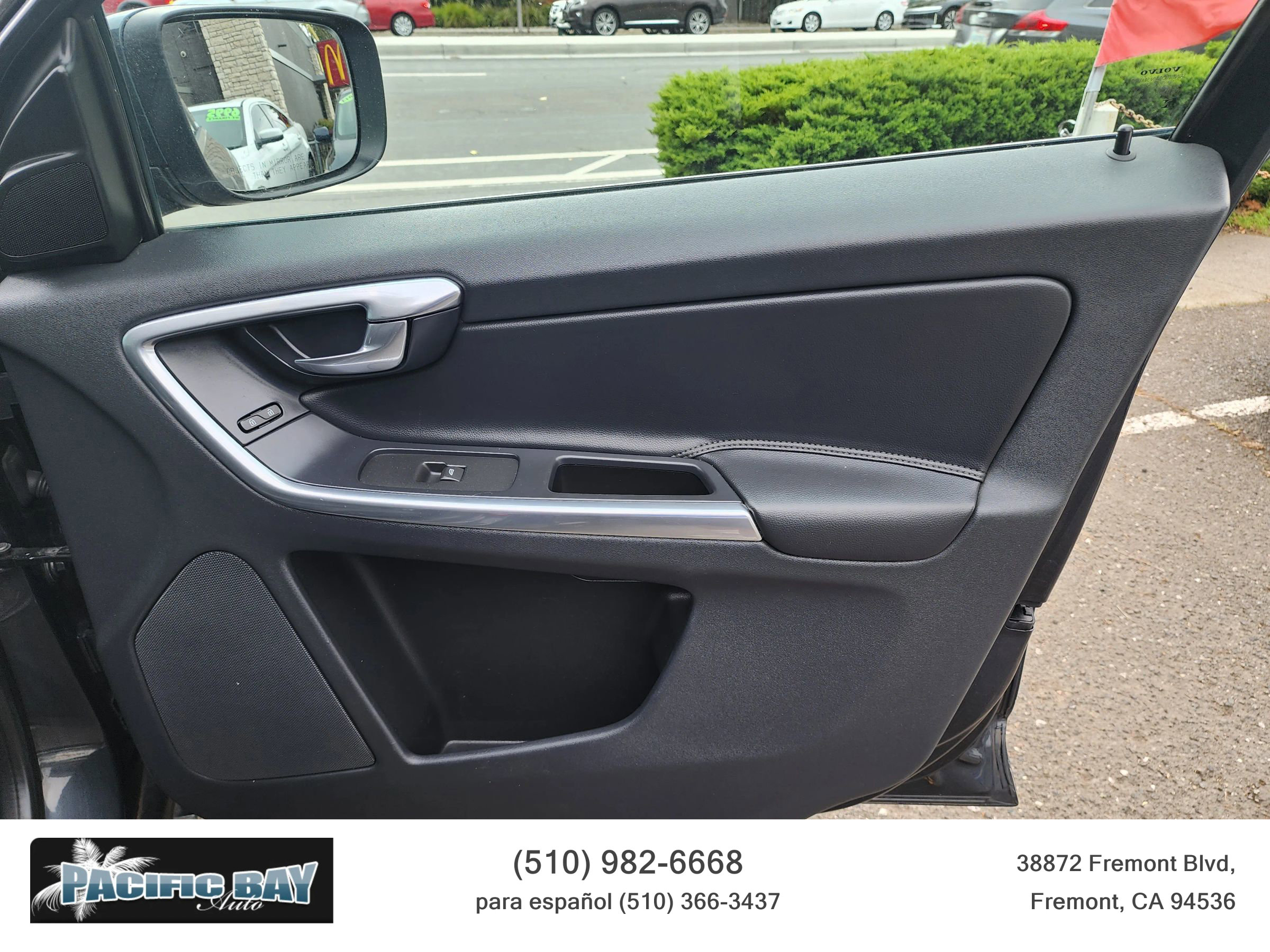 Used 2015 Volvo XC60 T5 Premier image 22