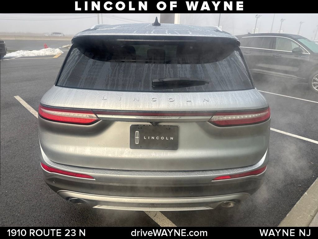 Certified 2022 Lincoln Corsair AWD w/ Equipment Group 101A image 4