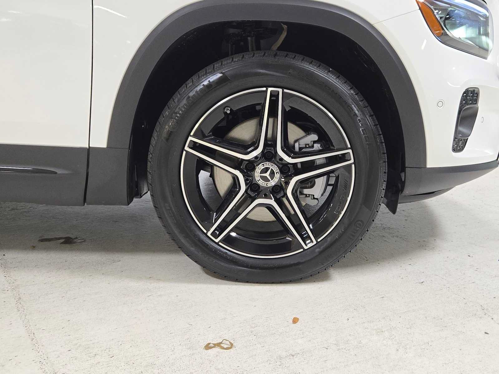New 2026 Mercedes-Benz GLB 250 4MATIC image 9