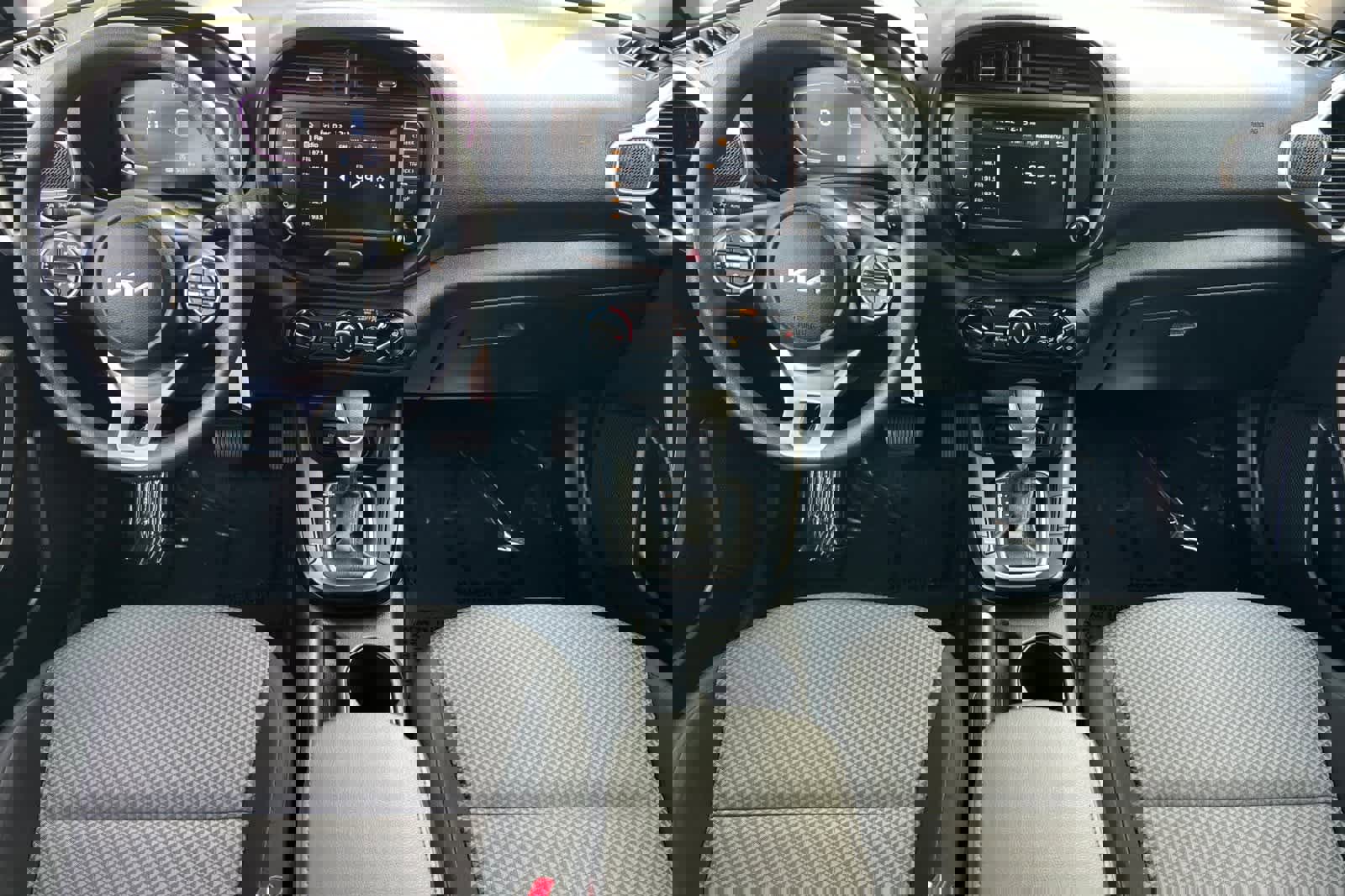 Used 2023 Kia Soul LX image 4