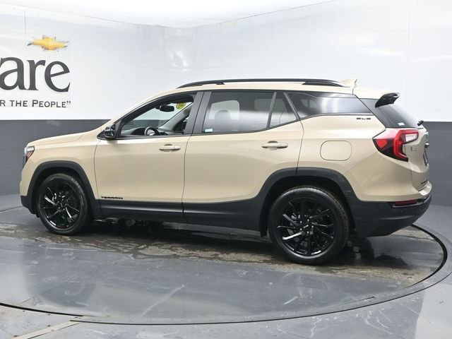 Used 2023 GMC Terrain SLE w/ Driver Convenience Package image 52