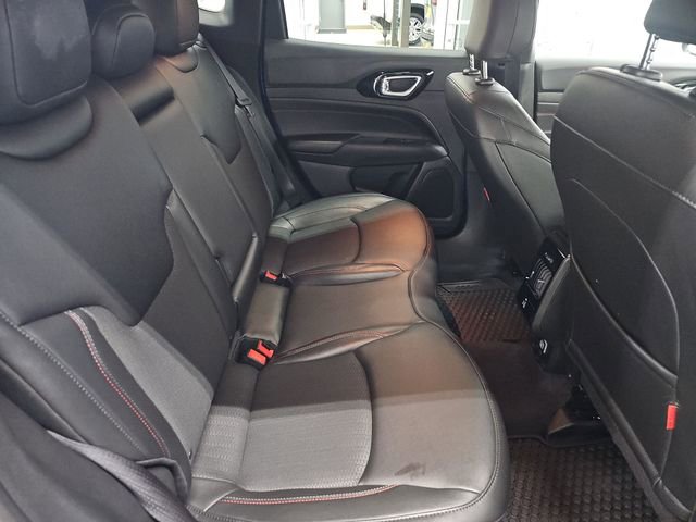 Used 2026 Jeep Compass Trailhawk image 30