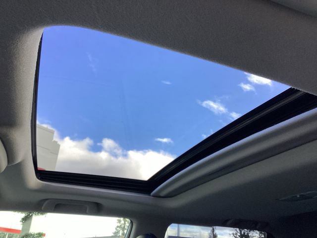Used 2021 Toyota 4Runner SR5 Premium w/ Moonroof Package RWD image 28