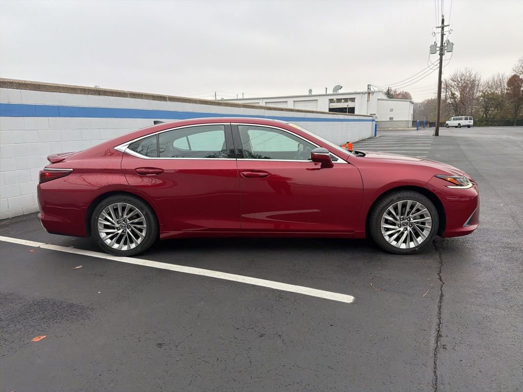 Used 2021 Lexus ES 350 Luxury image 6