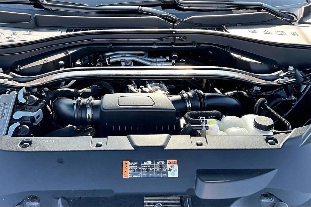 Used 2024 Lincoln Aviator Reserve AWD/4WD image 32
