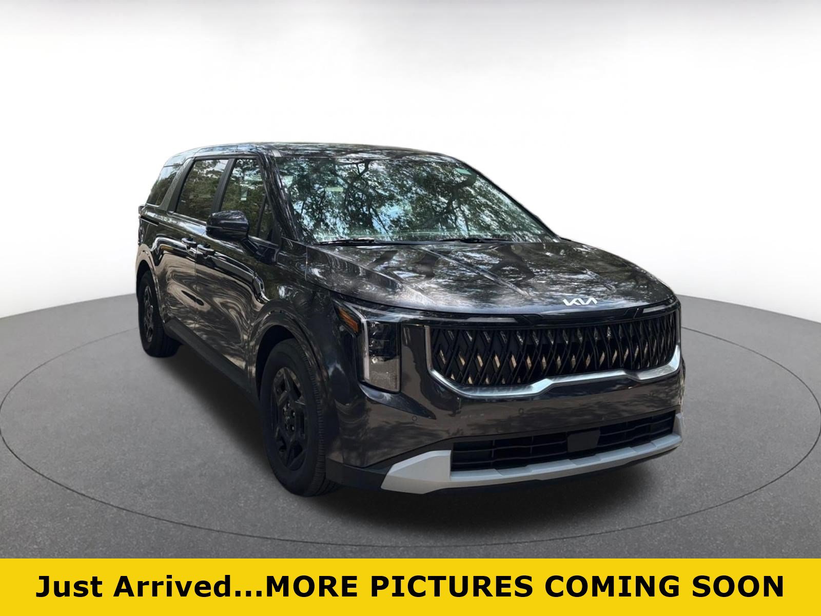 Used 2026 Kia Carnival FWD video 1