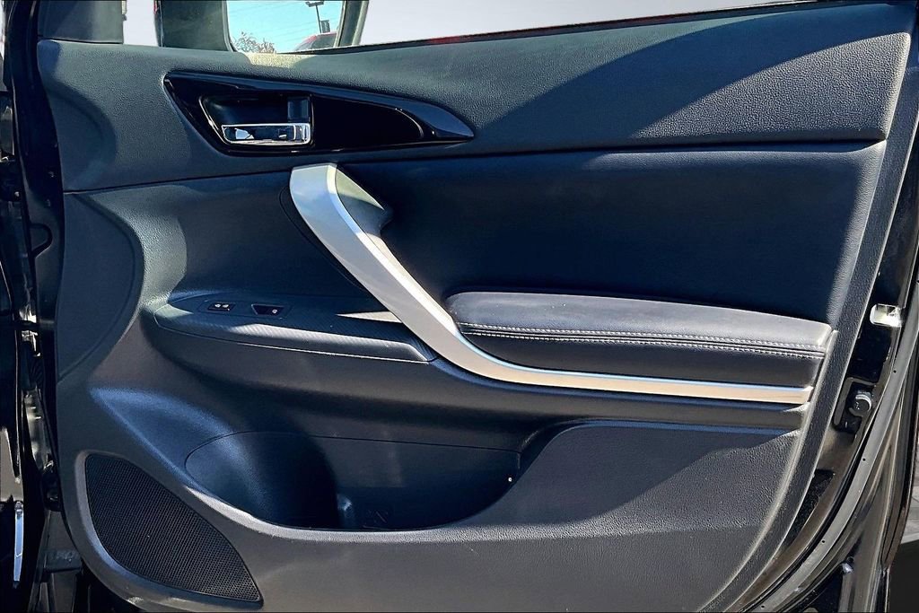 Used 2023 Mitsubishi Eclipse Cross SEL image 22