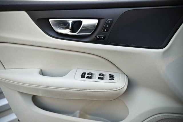 Used 2024 Volvo S60 B5 Core image 14