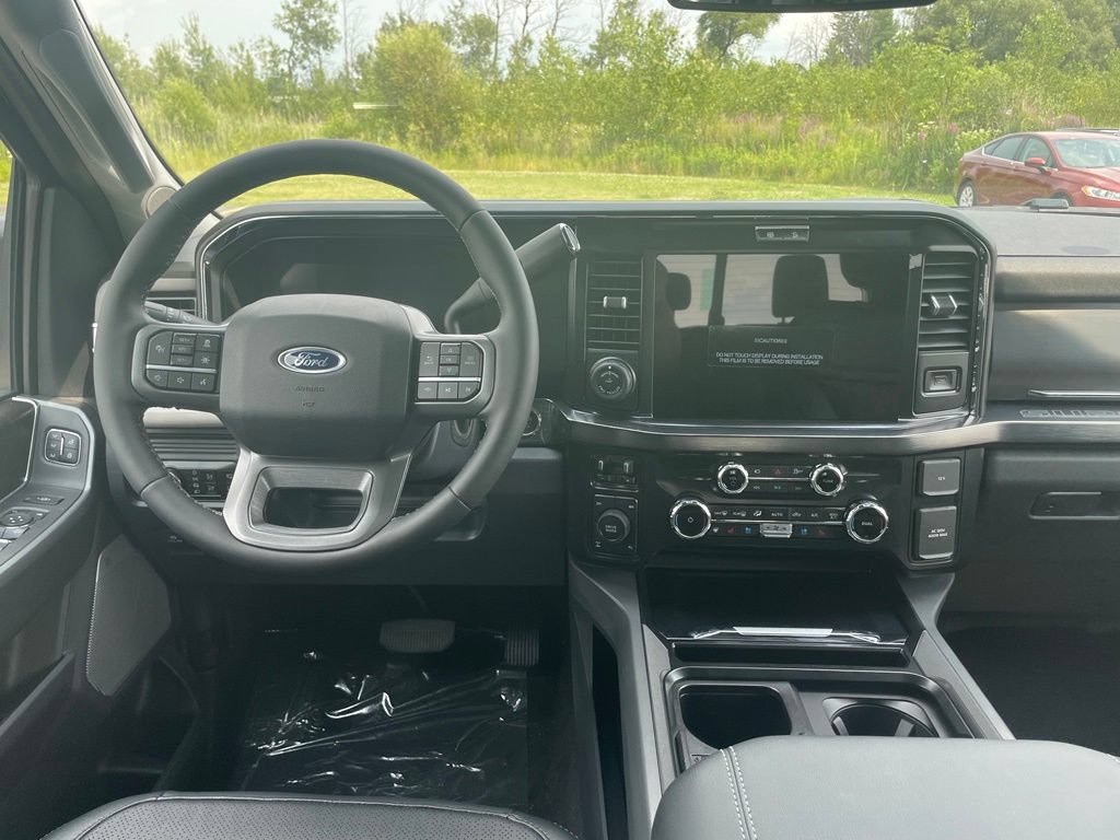 New 2026 Ford F350 Lariat w/ Black Appearance Package AWD/4WD image 14