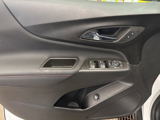 Used 2023 Chevrolet Equinox RS image 10