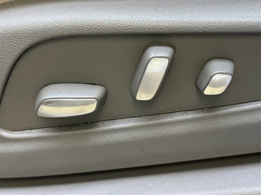 Used 2021 Cadillac XT6 Premium Luxury image 23