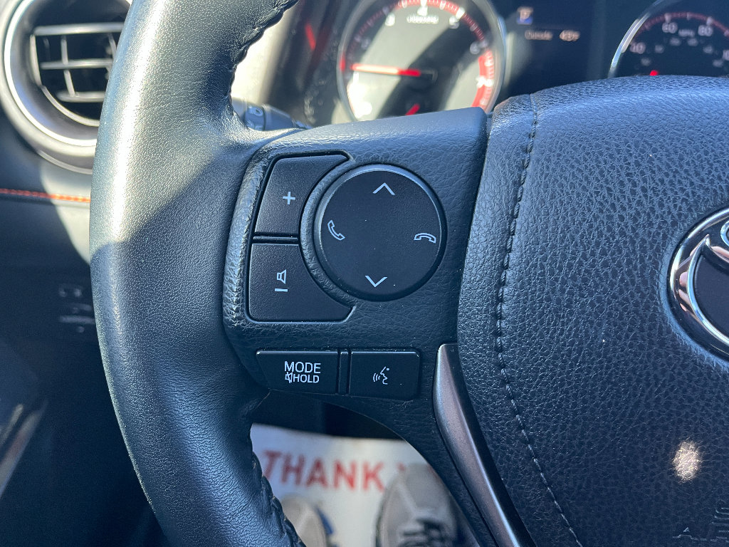 Used 2018 Toyota RAV4 SE w/ Power Extra Value Package image 31