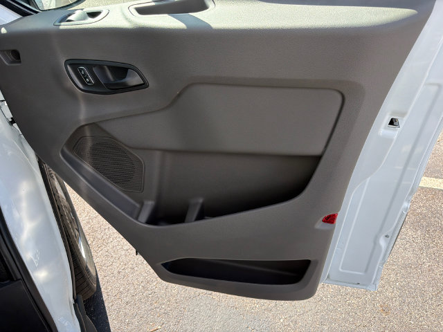 New 2027 Ford Transit 250 148 Medium Roof w/ Load Area Protection Package RWD image 15