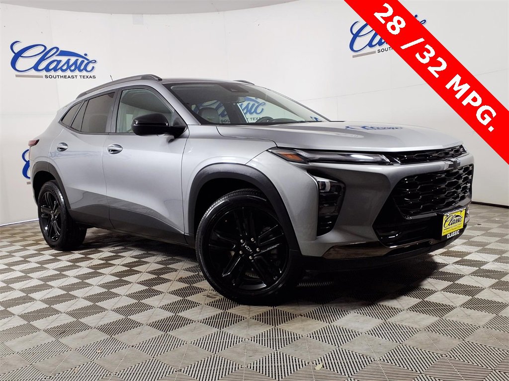 Used 2025 Chevrolet Trax ACTIV w/ Driver Confidence Package