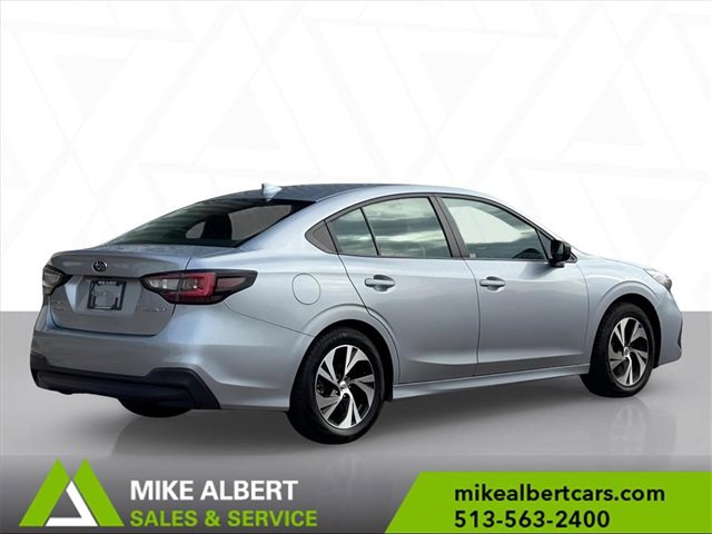 Used 2024 Subaru Legacy image 3