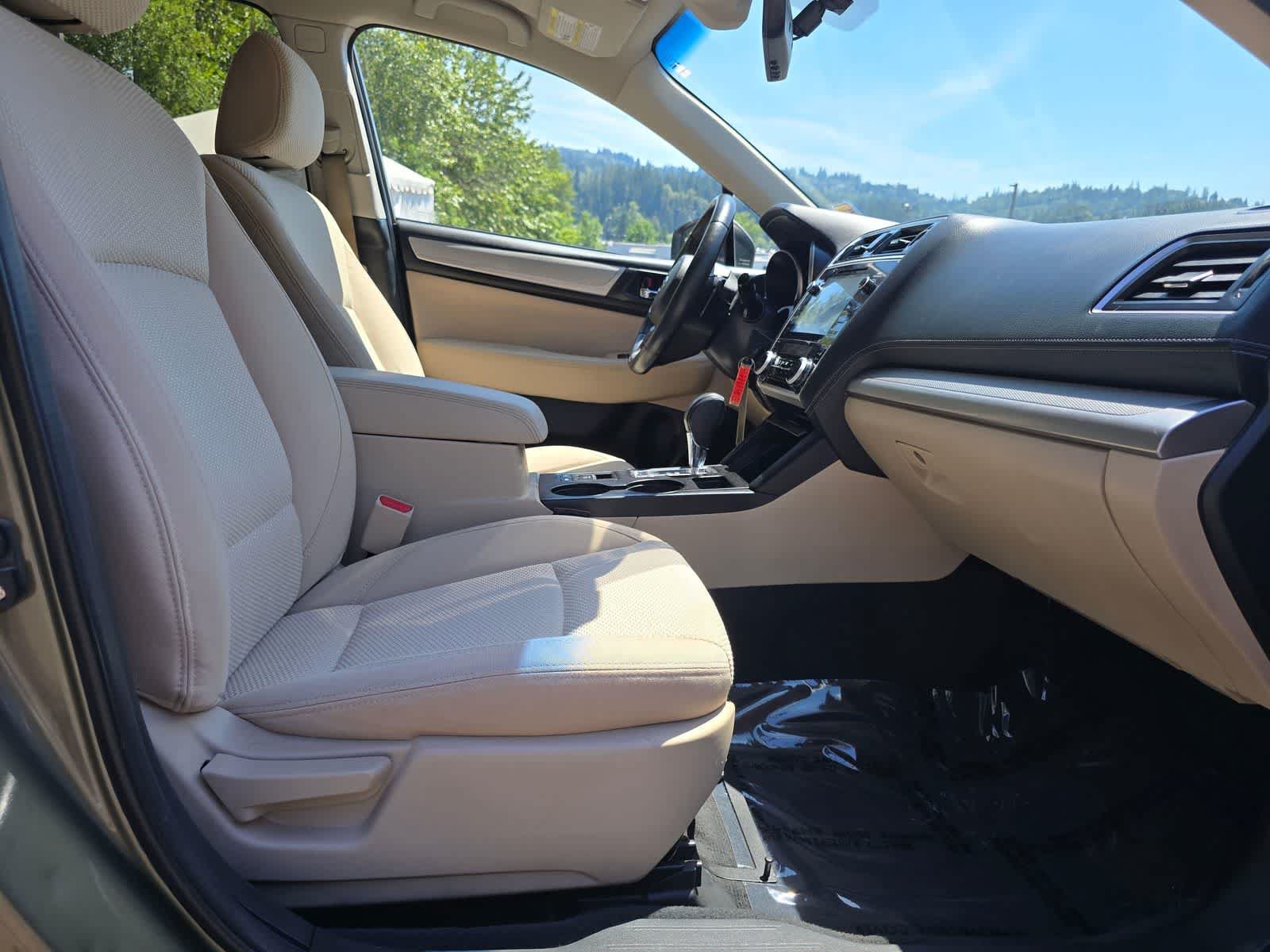 Used 2019 Subaru Outback 2.5i Premium AWD/4WD image 15