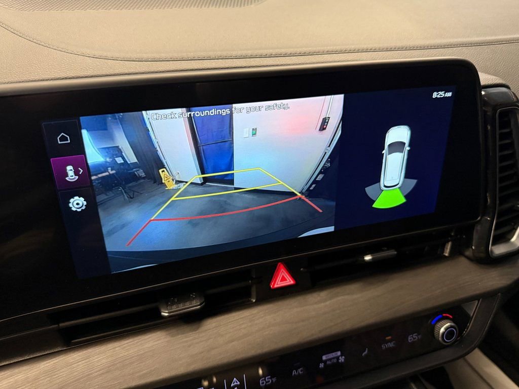 Used 2025 Kia Sportage X-Line w/ Premium Package image 15