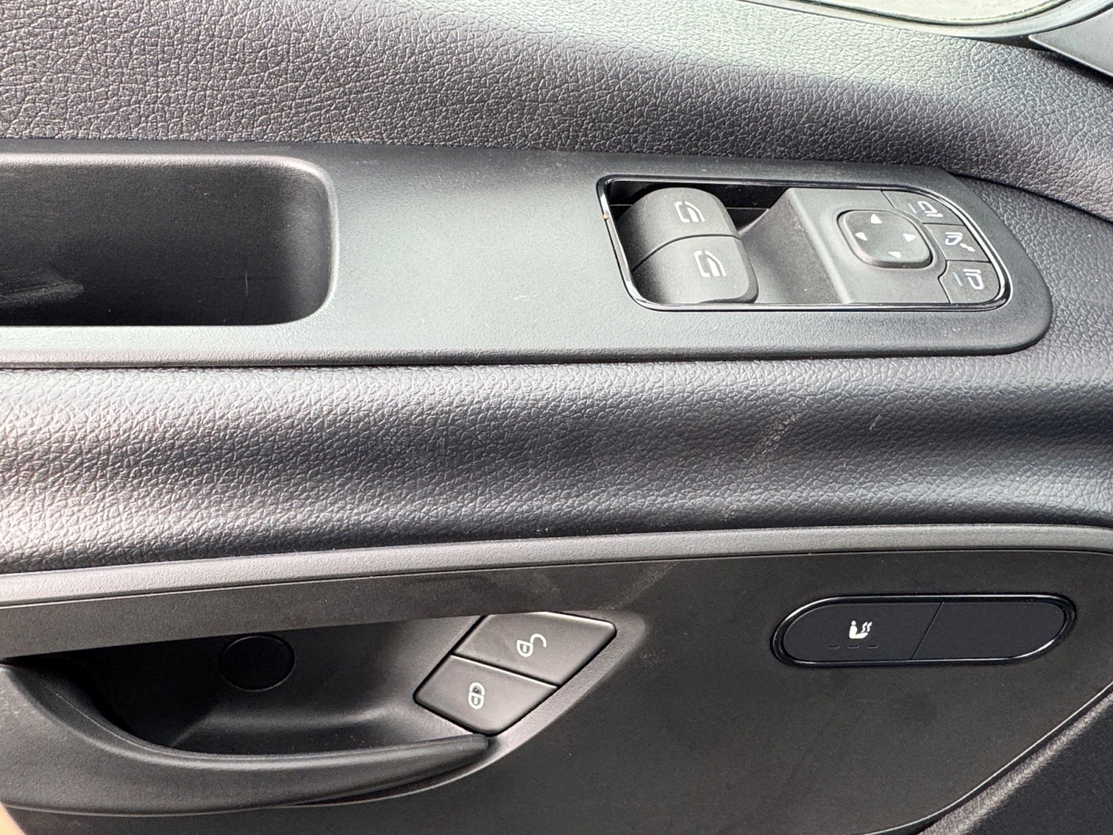 New 2026 Mercedes-Benz Sprinter 2500 image 13