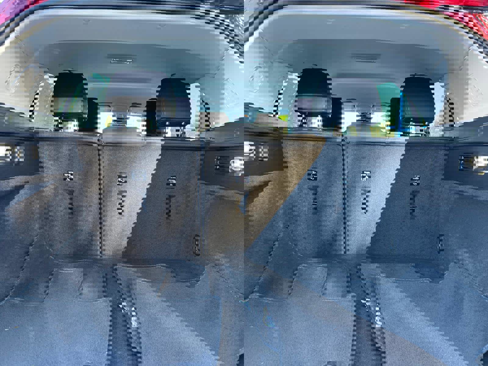 Certified 2025 Buick Envision Preferred image 38