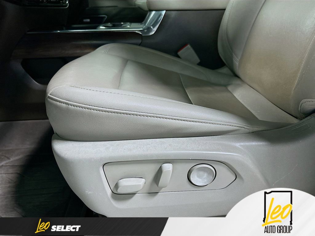 Used 2024 GMC Sierra 2500 SLT w/ SLT Premium Package image 20