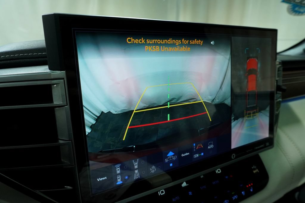 Certified 2022 Toyota Tundra Capstone AWD/4WD image 26