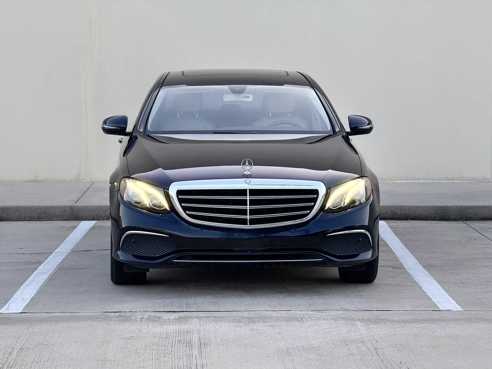 Used 2017 Mercedes-Benz E 300 image 2