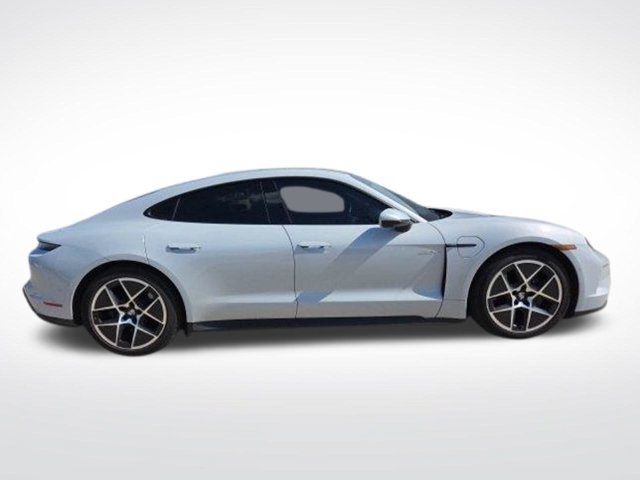 Used 2025 Porsche Taycan RWD image 11
