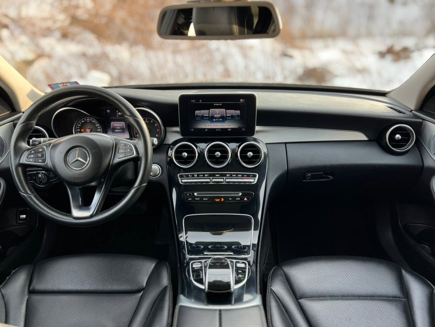 Used 2015 Mercedes-Benz C 300 4MATIC Sedan image 10