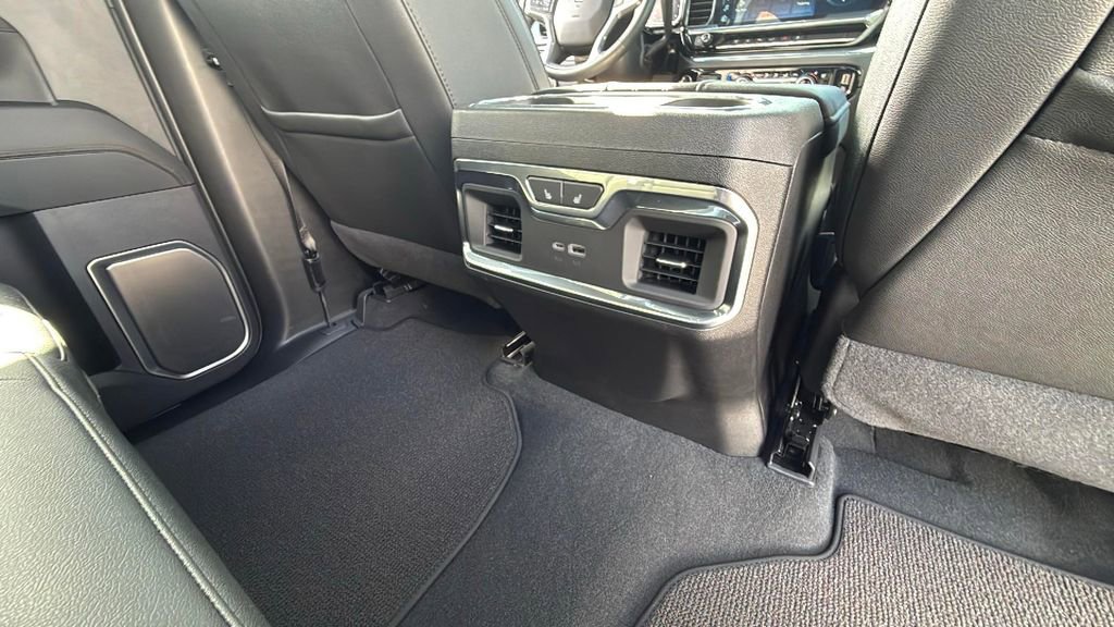 Certified 2024 Chevrolet Silverado 2500 High Country w/ High Country Premium Package image 32