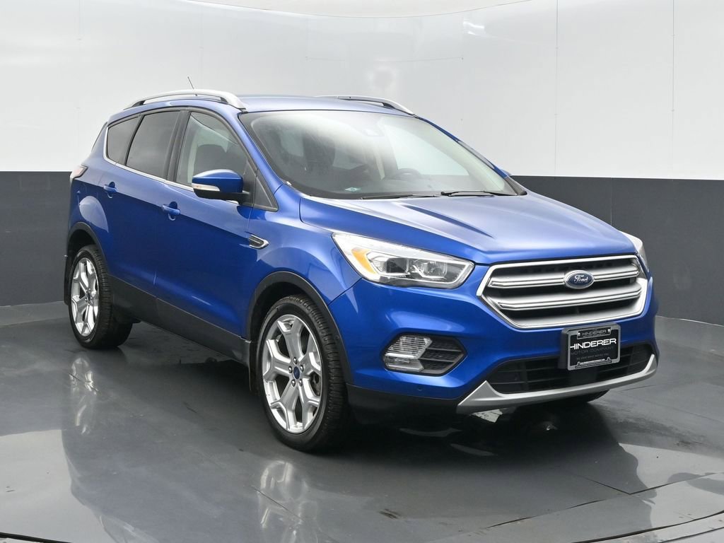 Used 2017 Ford Escape Titanium w/ Equipment Group 301A AWD/4WD image 2