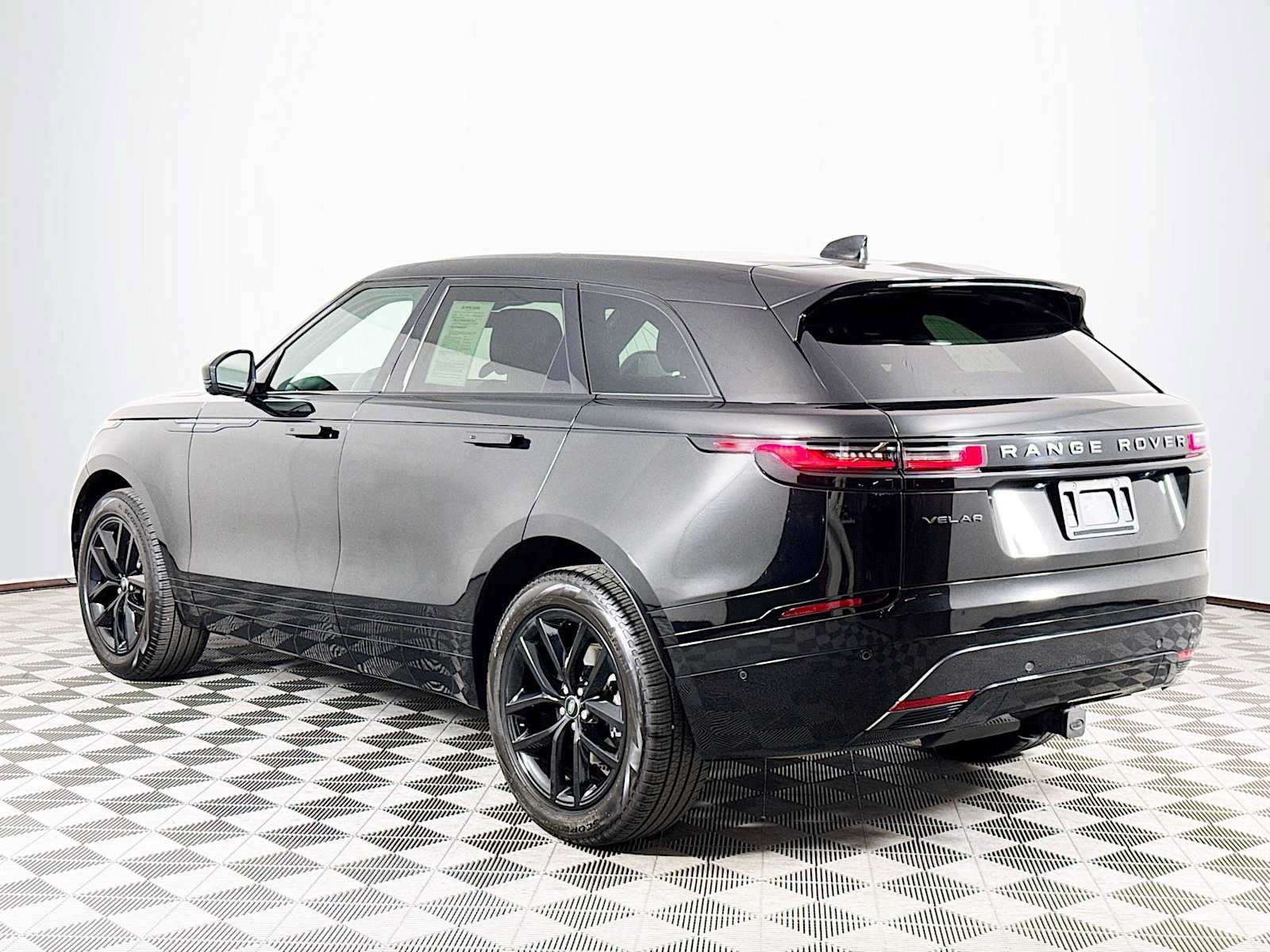 Used 2026 Land Rover Range Rover Velar Dynamic SE AWD/4WD image 7